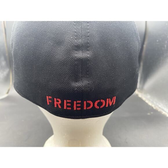 Under Armour Men's L/XL Freedom Blitzing Black Classic Fitted USA Cap Hat - Picture 4 of 9
